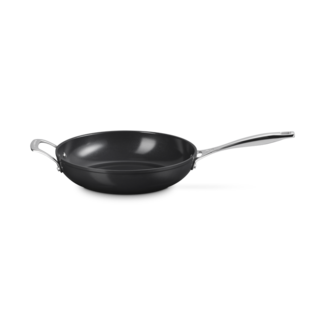 Le Creuset Essential Non-Stick Keramische Sauteerpan met extra handvat