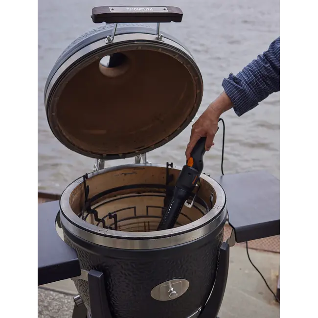 Monolith One Minute Lighter