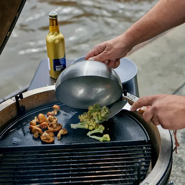 Monolith Melting Dome / Cloche