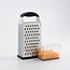 OXO Good Grips Blokaasp met reservoir – handige rasp voor kaas, groenten en chocolade met opvangbak