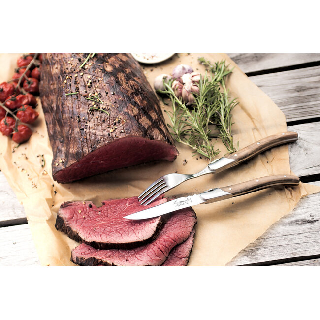 Laguiole Style de Vie Steakvorken met olijfhouten handgreep in luxe 6-delige bestekset voor steak en grillgerechten