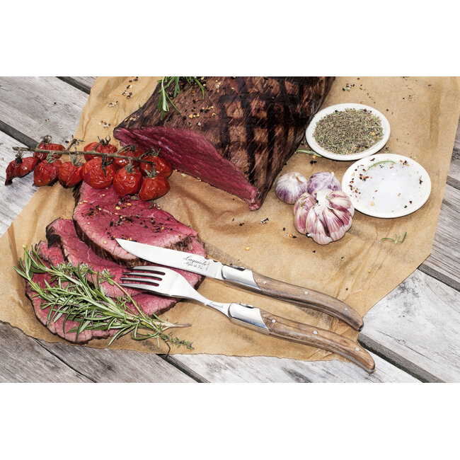Laguiole Style de Vie Steakvorken met olijfhouten handgreep in luxe 6-delige bestekset voor steak en grillgerechten