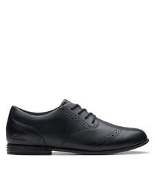 Finja Brogue Y (Black Leather)