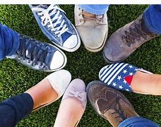 Shoe Myths Debunked: Facts vs. Fiction
