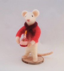 De Wolshoop Muis met taart