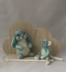 De Wolshoop Muis en konijn op plankje