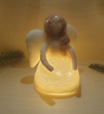 De Wolshoop Engel met verlichting