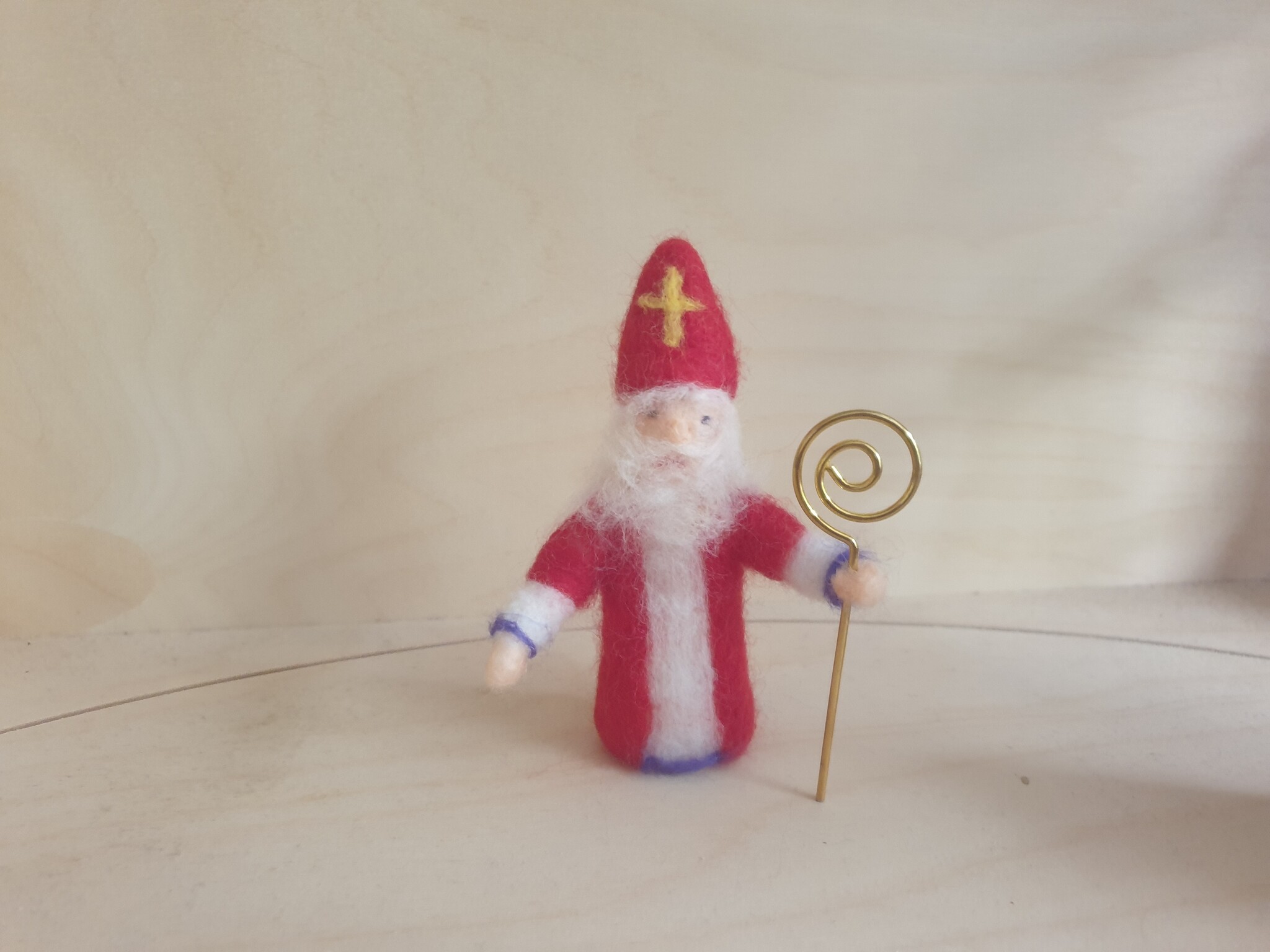 De Wolshoop Kleine Sinterklaas met Staf