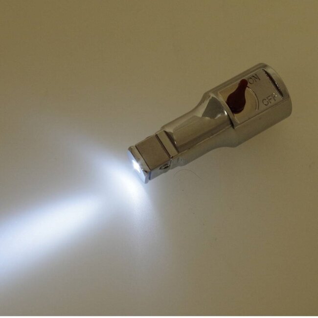 Hofftech Dop adapter - met LED-verlichting - verchroomd staal - inclusief batterijen - 6,5 x 2 cm