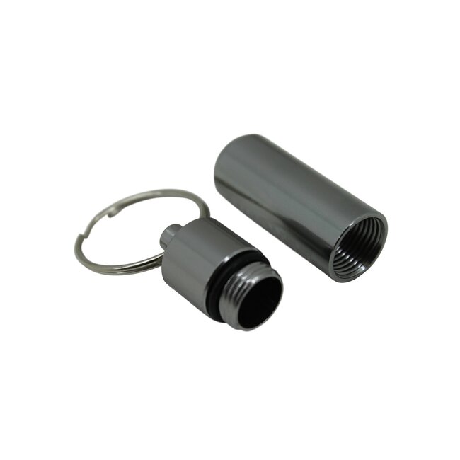 Benson Zilveren aluminium pillendoosje - waterdicht - met sleutelring - 52 x 14 mm