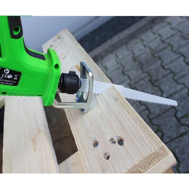 Hofftech Draadloze reciprozaag - 12V accu - Ergonomisch ontwerp - Inclusief accessoires