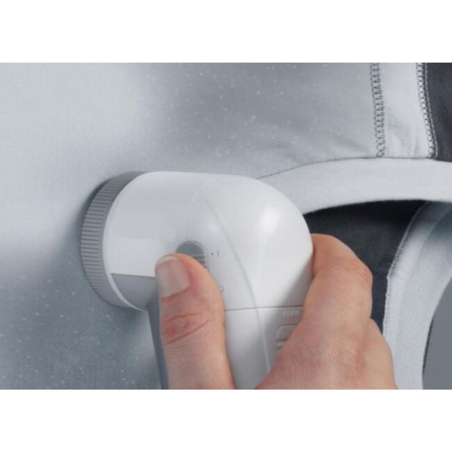 Benson Compacte pluizenverwijderaar - Werkt op 2 AA-batterijen - Handig voor thuis en onderweg