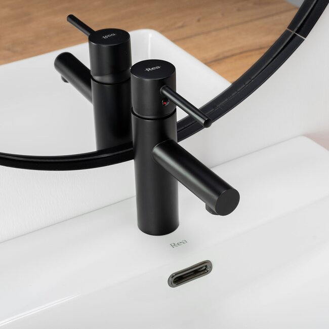 REA Laag model wastafelkraan - mat zwart - modern design - messing - 180 mm hoog