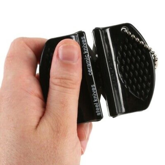 Alpina Compacte messenslijper - keramiek en staal - zwart - 7 x 6 cm