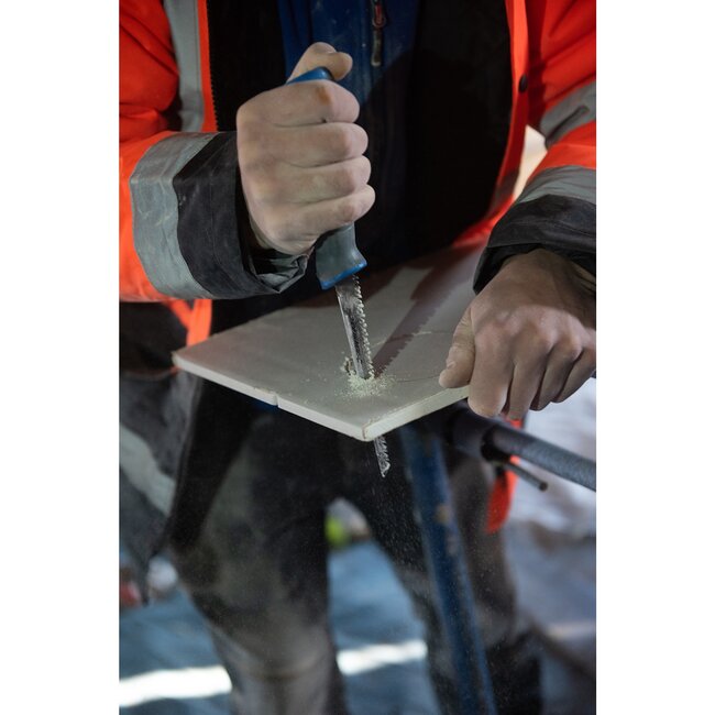 Silverline Schrobzaag - 150 mm - gehard stalen blad - blauw/grijs - antislip greep - gipsplaat boren en zagen - 8 tanden per inch