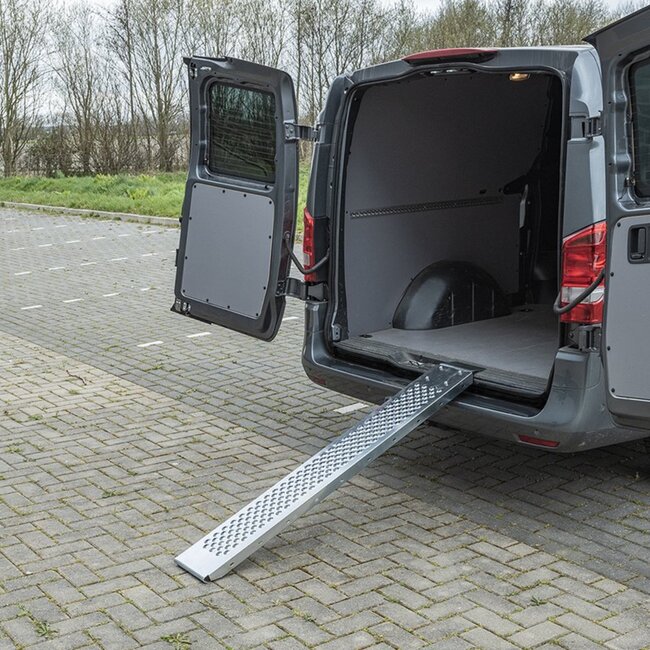 ProPlus Stalen oprijplaat - anti-slip - 150 x 22,5 cm - draagvermogen 200 kg