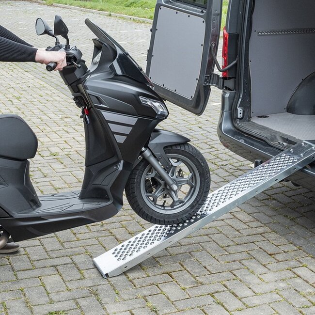 ProPlus Stalen oprijplaat - anti-slip - 150 x 22,5 cm - draagvermogen 200 kg