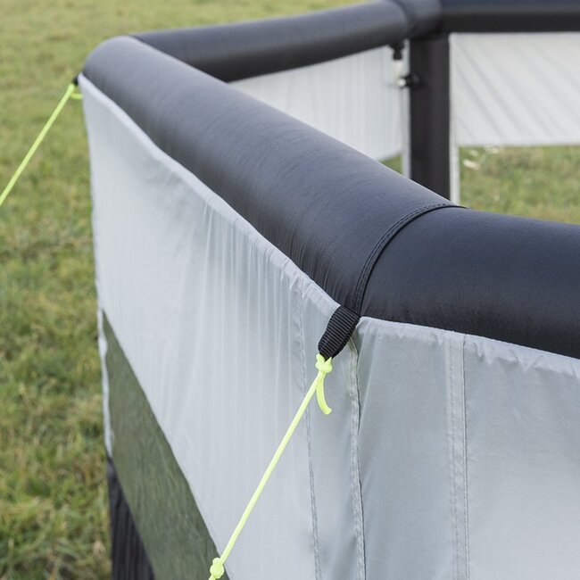 ProPlus Opblaasbaar windscherm - 5 panelen - UV-bescherming - 840 x 140 cm
