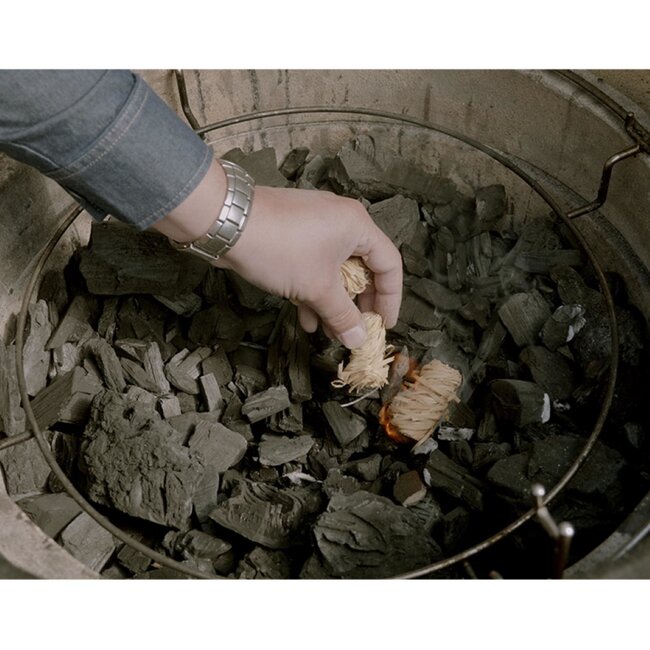 Samba aanmaakwokkels en aanmaakkrullen 5 kilo (ca 400 stuks) met lange brandduur voor veilig en snel aansteken van BBQ, vuurkorf en openhaard