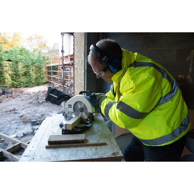 Silverline Verstek- en afkortzaag - metalen constructie - Ø 210 mm - 0-45° verstek en afschuining - voor hout, metaal en kunststof