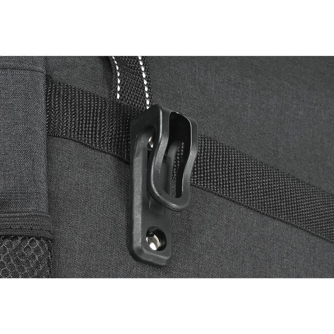 Lastpak Enkele fietstas - 15 liter - waterafstotend - zwart - met zijvakken en kliksluiting