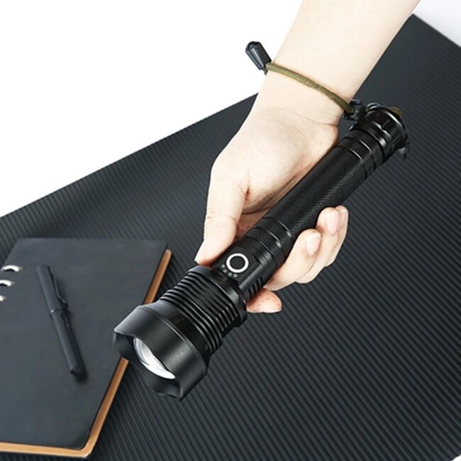 Hofftech Krachtige oplaadbare zaklamp - 800 lumen - aluminium - IP44 - 245 mm - 3 lichtmodi