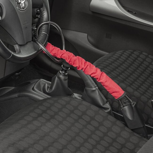 ProPlus Stuurslot met Gordelbevestiging - Gehard Staal - Inclusief 3 Sleutels - Rode Beschermhoes