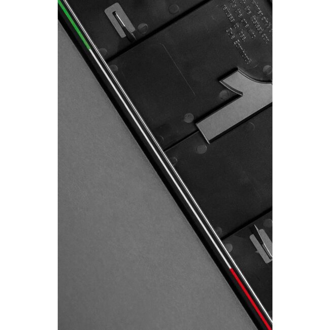 Alti Giri kentekenplaathouders - ABS-kunststof - krasvast kliksysteem - 52 x 11 cm - Italiaanse vlagkleuren - 2 stuks - voor auto