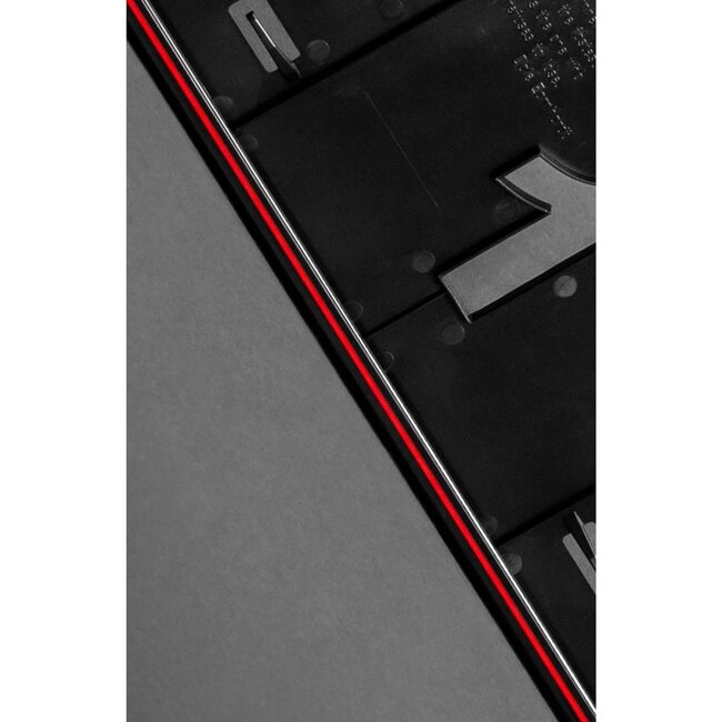 Alti Giri Kentekenplaathouders - ABS - krasvrij kliksysteem met 14 nokjes - 52 x 11 cm - rood - 2 stuks - voor auto