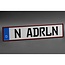 Alti Giri Kentekenplaathouders - ABS - krasvrij kliksysteem met 14 nokjes - 52 x 11 cm - rood - 2 stuks - voor auto