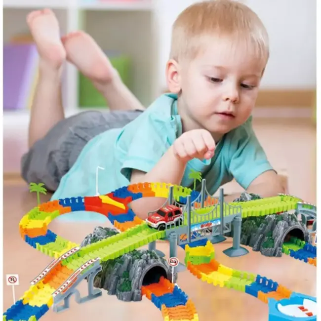 Ruhhy Racebaan met 293 Onderdelen: Eindeloos Bouwplezier voor Kinderen
