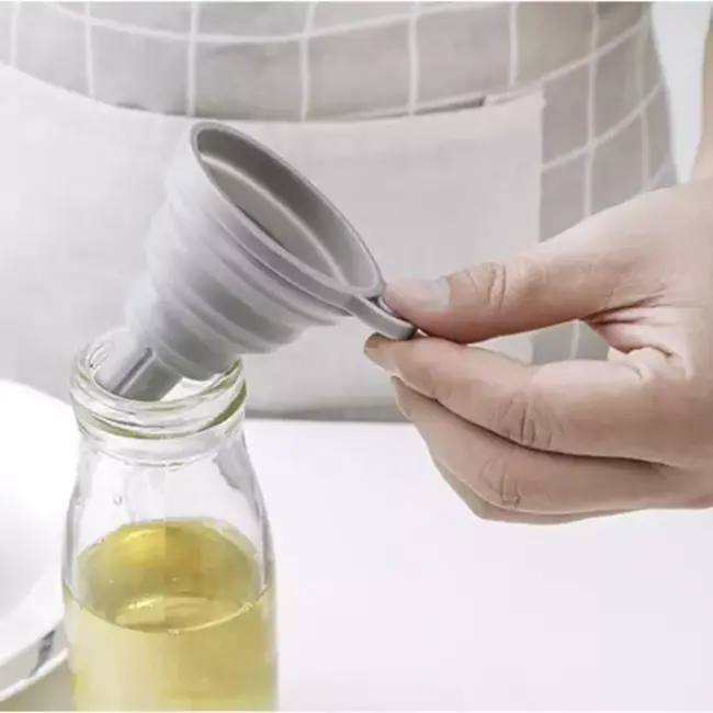 Ruhhy Opvouwbare Siliconen Trechter - Compact en Handig