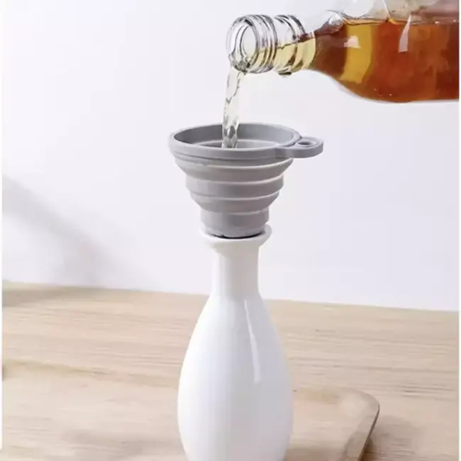 Ruhhy Opvouwbare Siliconen Trechter - Compact en Handig