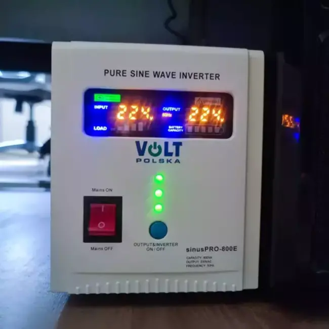 Volt Polska Sinus Pro 800E UPS: 3-in-1 Energieoplossing voor Thuis en Kantoor