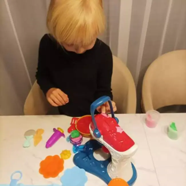Kruzzel Plasticine Set: Een Wereld van Creativiteit Aan Je Vingertoppen!