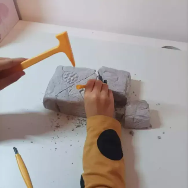 Kruzzel Kristalmijn: Avontuurlijk Speelplezier voor Jonge Ontdekkingsreizigers