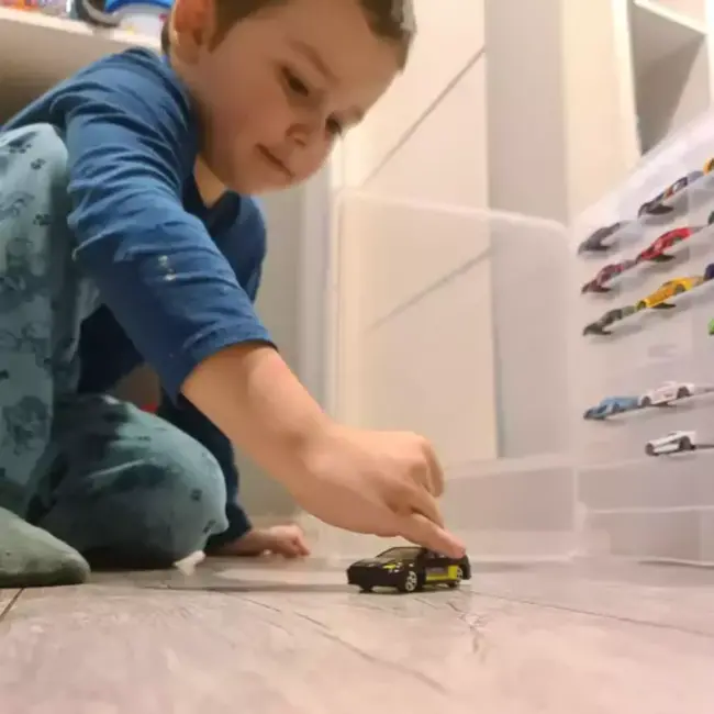 Kruzzel Gekleurde Speelgoedauto's 1:64 - Perfect voor Jonge Autoliefhebbers - 16 Stuks