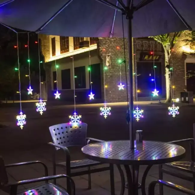 Ruhhy Sneeuwvlok en Sterren LED Lichtgordijn 138 LED - Multicolor en Magisch