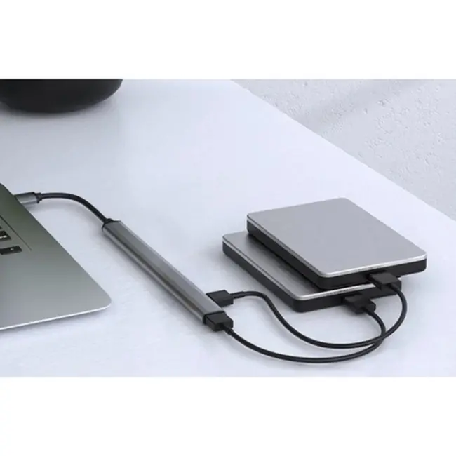 Izoxis 7-poorts USB Hub - USB 3.2 Gen.1 - Snelle Connectiviteit en Slank Aluminium Ontwerp