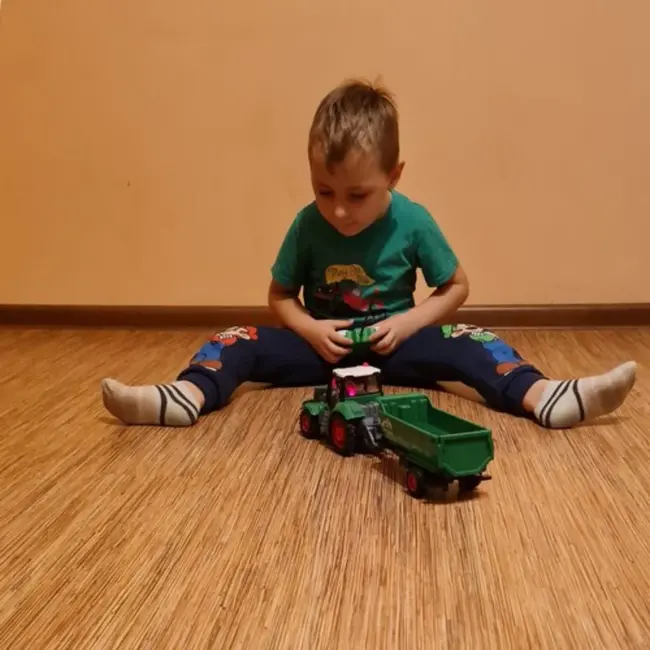 Kruzzel Afstandsbediening Speelgoedtractor – Met Kantelende Aanhanger en LED-verlichting