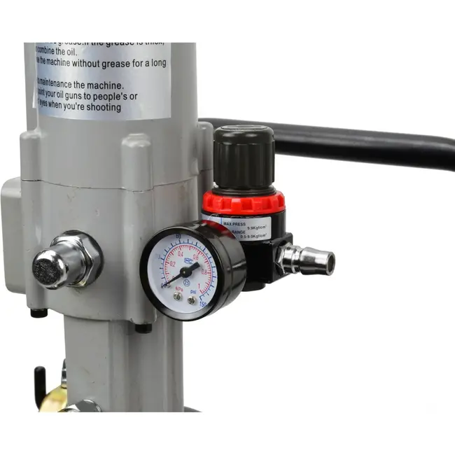 GEKO Pneumatische vetpomp - draagbaar - 16L - hoge druk - mobiel ontwerp