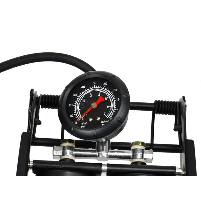 GEKO Dubbele voetpomp - hoge capaciteit - 0-7 bar - staal - 650 mm slang