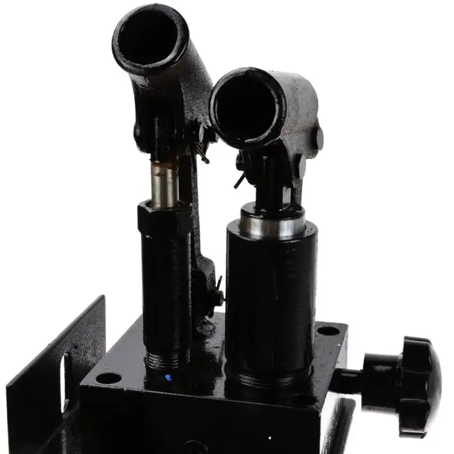 GEKO Hydraulische pomp - 2-traps - 30 ton druk - Compact ontwerp