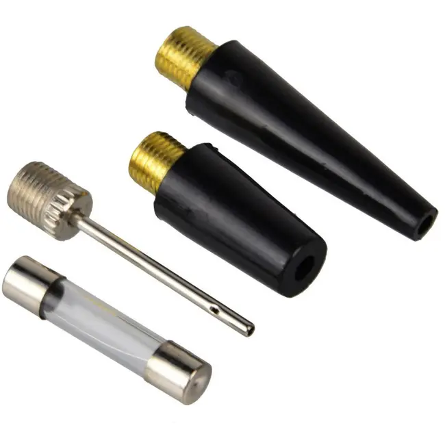 GEKO Mini luchtcompressor - krachtig 100W - met zaklamp - 12/230V - compact en veelzijdig