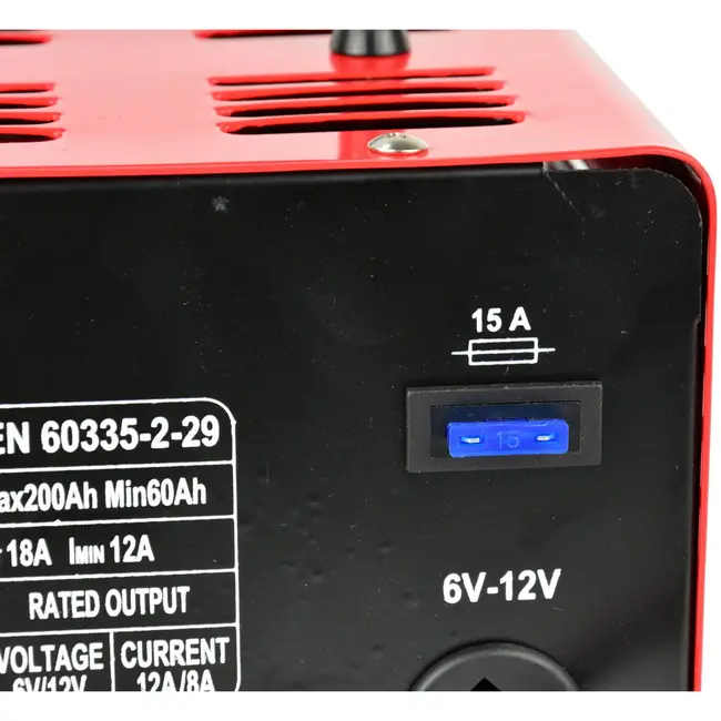 GEKO Acculader - 75A - 6/12V - Ergonomisch - Snel en Trickle Charge