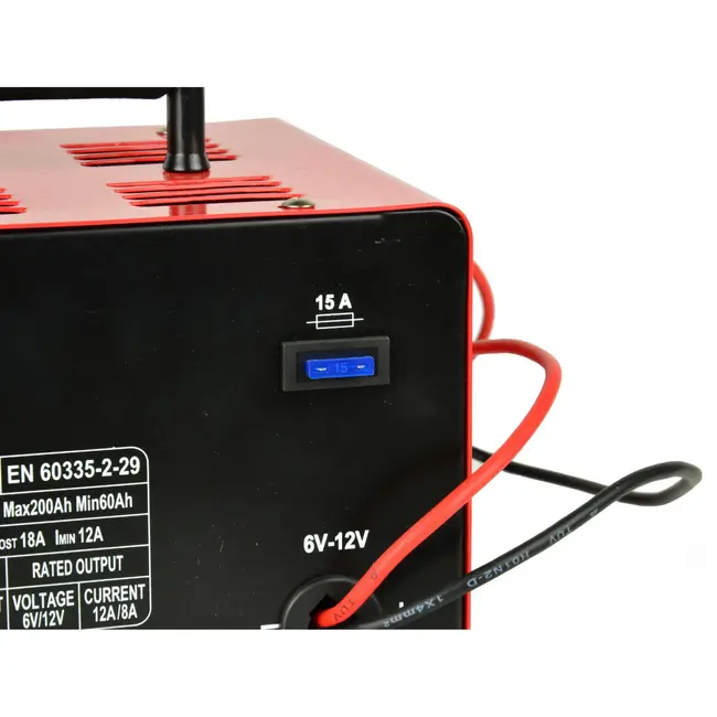 GEKO Acculader - 100A - 6/12V - Ergonomisch - Snel en Trickle Charge