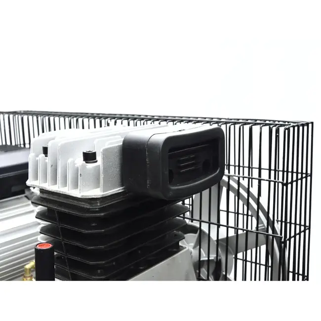 GEKO 100L luchtcompressor - oliegesmeerd - 8 bar - 390 L/min - horizontaal ontwerp