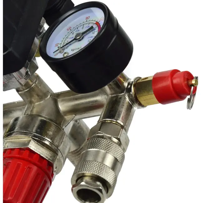 GEKO Drukregelaar voor luchtcompressoren - Max. 12 bar - 2 manometers - 230V - Europese snelkoppelingen