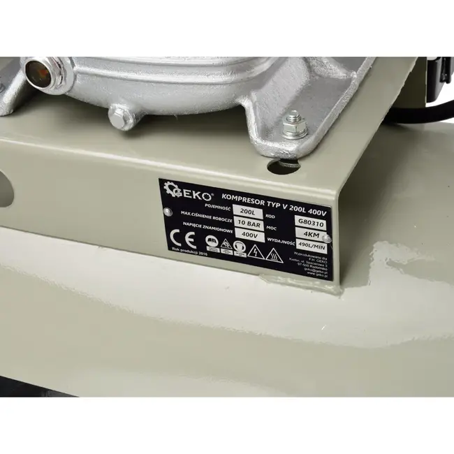GEKO Triple cilinder luchtcompressor - 200L - 490 L/min - 8 bar - 400V - Staal - Horizontaal ontwerp