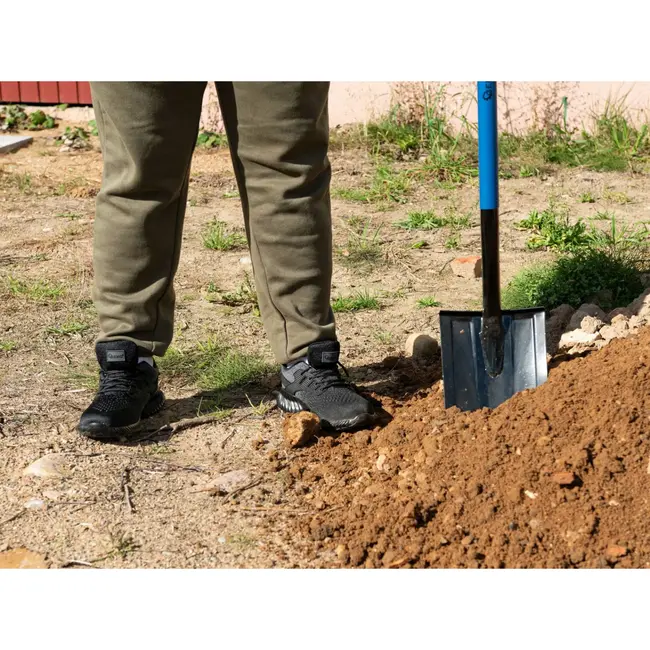 GEKO Puntige graafschop - Staal - D-handvat - 114 cm - Zwart